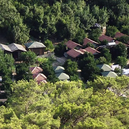 Deep Green Bungalows Πανσιόν *