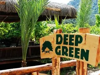 Πανσιόν Deep Green Bungalows